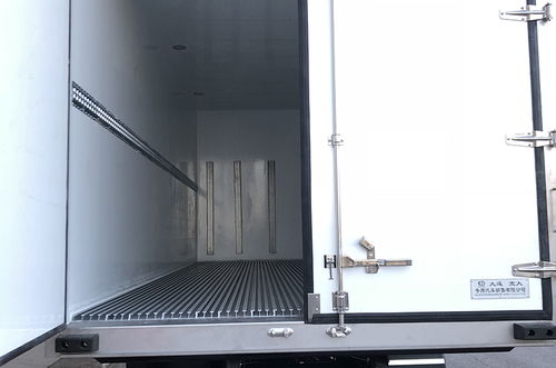 专注中小企业网络营销，九宫格助力宽大专用汽车车厢公司驶入互联网快车道